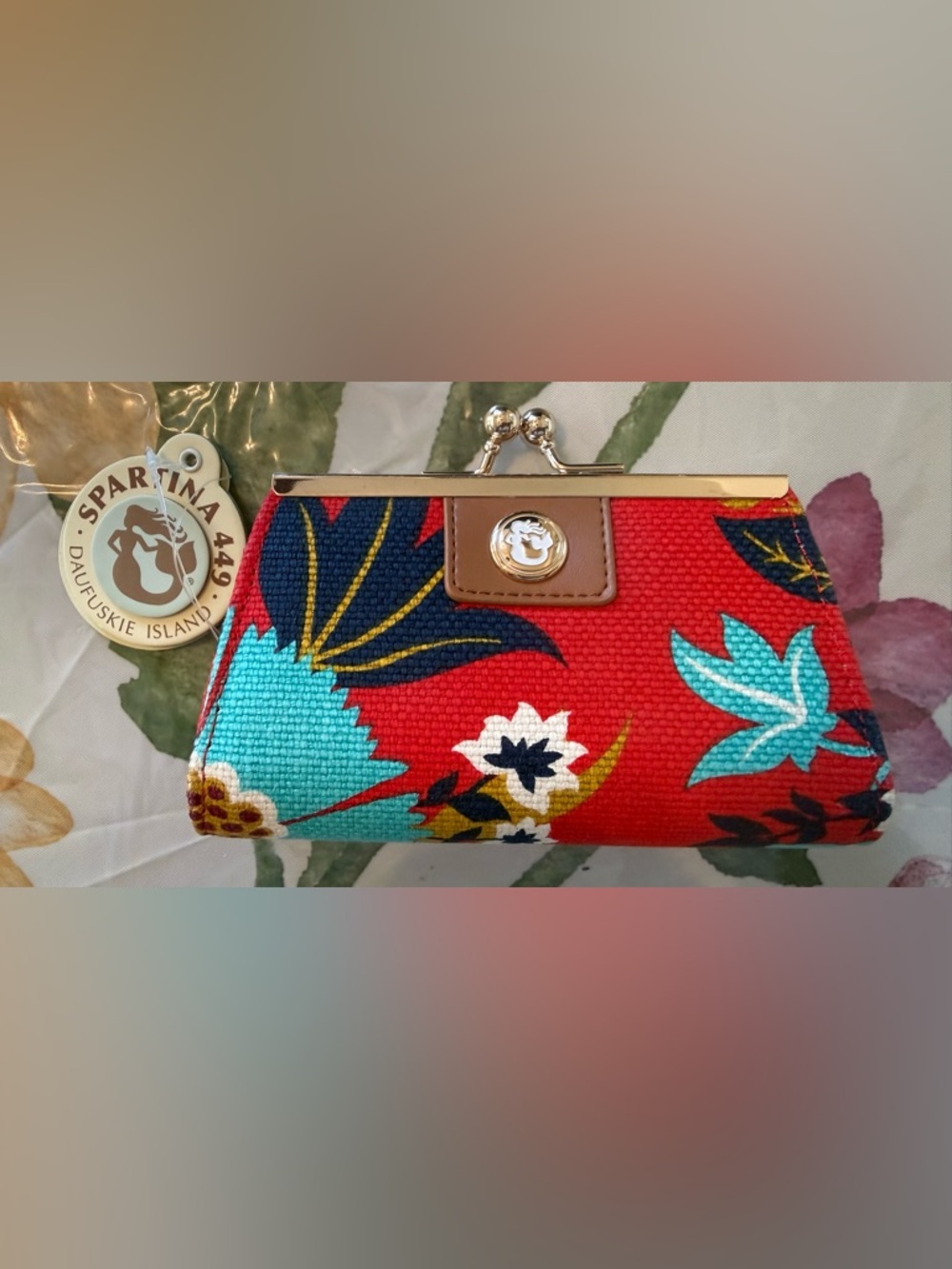 Spartina 449 Red Floral Kiss-Lock Coin purse with Turquoise Accents *** NWT ***
